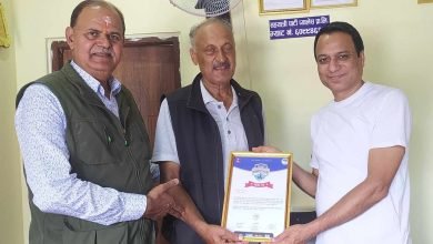 Photo of पोखरा म्याराथनलाई सहयोग गर्ने वडा नं १७ का संस्थाहरुलाई प्रशंसापत्र प्रदान