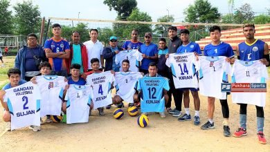 Photo of गण्डकी प्रदेश भलिबल टिमलाई दल बहादुर श्रीसले दिए जर्शी