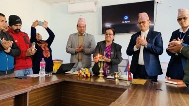 Photo of शिक्षकहरुको लागि खेलकुद तालिम सुरु, ‘दक्ष जनशक्ति उत्पादनका लागि महत्वपूर्ण’–मन्त्री सिंखडा