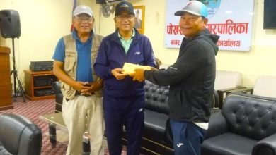 Photo of ड्रागन बोटका उपाधि बिजेता खेलाडीहरुलाई नगद पुरस्कार प्रदान