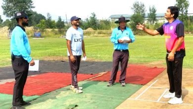 Photo of कास्की एक दिवशिय क्रिकेट : दोस्रो दिनको खेलमा पनि वर्षा बाधक, मैदानमा फर्किए दिपेश