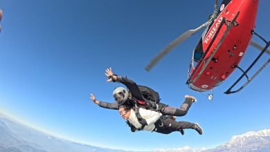 Photo of पोखराको सहाशिक खेलकुदमा थपियो स्काई डाइभिङ, नेपाली प्रशिक्षकहरु नै स्काइ डाइभिङ गराउन सफल