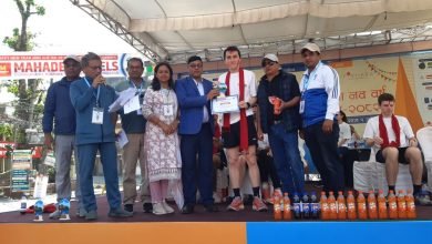 Photo of फेवा महोत्सव पर्यटक दौडमा यूकेका ‘साम’ र फ्रान्सकी ‘कोलिन’ प्रथम