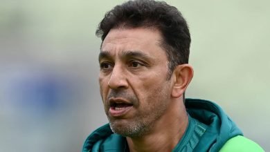 Photo of अजहर महमूद पाकिस्तानको टेस्ट टिमको कार्यवाहक मुख्य प्रशिक्षक नियुक्त