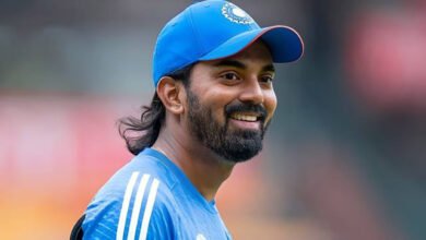 Photo of दक्षिण अफ्रिकाविरुद्धको एकदिवसीय सिरिज खेल्ने भारतको टिम घोषणा, कप्तानको जिम्मेवारी केएल राहुललाई