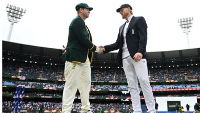 Photo of बक्सिङ डे टेस्टको पहिलो दिन अस्ट्रेलिया र इङल्याण्ड दुवै अलआउट