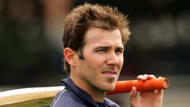 Photo of कोमाबाट बाहिर निस्किए अस्ट्रेलियाका पूर्व ब्याट्सम्यान मार्टिन