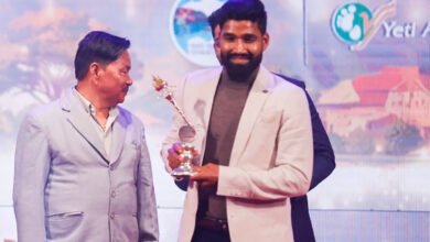 Photo of एनएसजेफ स्पोर्टस अवार्ड: दीपेन्द्र र एरिकाले जिते वर्षको उत्कृष्ट खेलाडीको अवार्ड