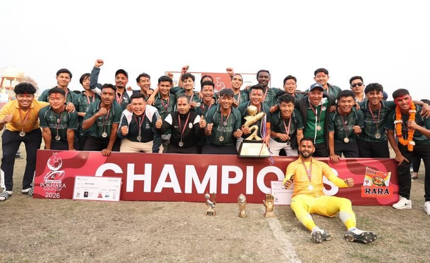 Photo of १२ वर्षपछि सहाराले आफ्नै मैदानमा उचाल्यो आहा! रारा गोल्डकपको उपाधि