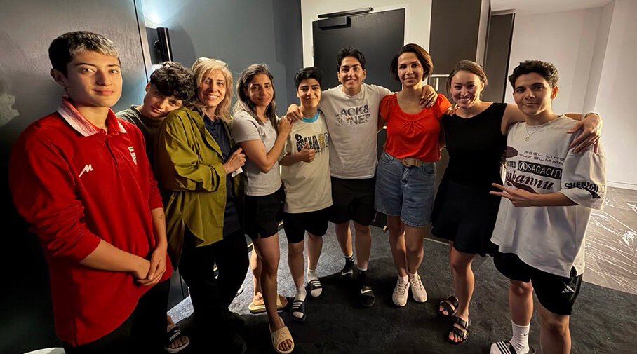 Photo of स्वदेश फर्किने महिला फुटबल खेलाडीलाई इरानमा स्वागत गरिने