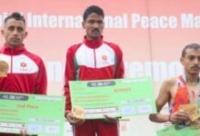 Photo of लुम्बिनी म्याराथनमा आर्मीको बर्चश्व : विनोद र पूर्णलक्ष्मी बने लुम्बिनी पिस म्याराथनका विजेता