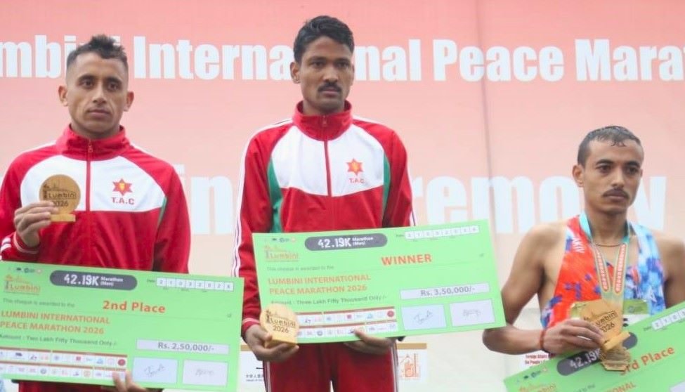 Photo of लुम्बिनी म्याराथनमा आर्मीको बर्चश्व : विनोद र पूर्णलक्ष्मी बने लुम्बिनी पिस म्याराथनका विजेता