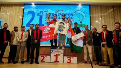 Photo of २१औं नेपाल ओपन प्याराग्लाइडिङ : भारतका अक्षय कुमार र चीनकी कोङ जियान च्याम्पियन