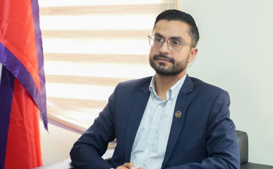 Photo of ग्रासरुटमै खेलकुदको बलियो आधार बनाउन मन्त्री सस्मित पोखरेलको जोड्