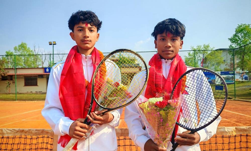 Photo of विपन्नताबाट अन्तर्राष्ट्रिय टेनिसको उडान : गण्डकीका सुरेन्द्र र अभिषेक श्रीलंका जाँदै