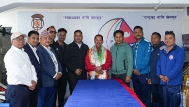 Photo of फेन्सिङ खेलाडी अनिताले सगरमाथा आरोहण गर्ने